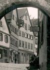 Blick durch das Badtörle. Bild aus den 1930er Jahren (StadtA SHA AL/0040)