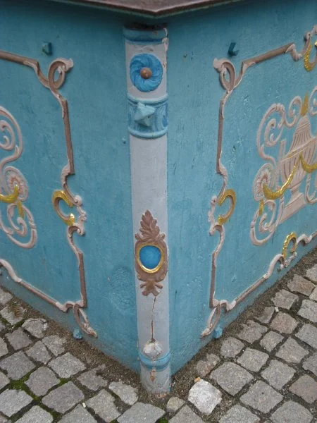 Eckverbinder des Brunnenkastens, Februar 2013. Foto: Daniel Stihler (StadtA Schwäb. Hall DIG 03189)