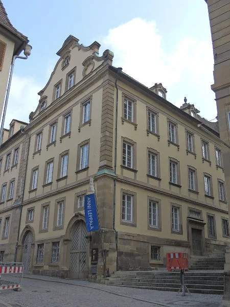 Südwestansicht vom Hafenmarkt aus, April 2017. Foto: Daniel Stihler (StadtA Schwäb. Hall DIG 101020)