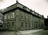 Die „Neue Dekanei“ als Standort der 1926 gegründeten Heimvolkshochschule Comburg. Aus einem Fotoalbum der Heimvolkshochschule von etwa 1927, Fotograf nicht genannt (StadtA Schwäb. Hall S01/2171)