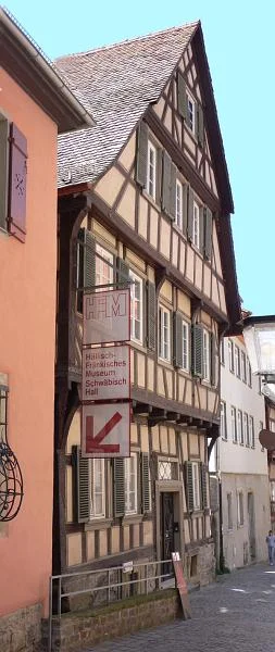 Fassade zur Oberen Herrngasse, 2007. Foto: Dietmar Hencke (StadtA SHA Server Häuserlexikon)