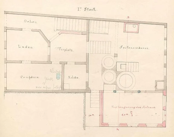 Erdgeschoss mit geplantem Anbau im Hinterhof. Deutlich ist im hinteren Hausteil die Seifensiederei mit den großen Kesseln zu erkennen. Plan von 1872 (Baurechtsamt SHA, Bauakten Am Spitalbach 11)