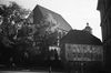 Blick auf „Classgebäude“ und St. Michael vom Langen Graben. Undat., um 1928-1934. Fotograf unbekannt (StadtA Schwäb. Hall DIG 05770, Original: Ivo Lavetti / www.nostalgus.de, alle Rechte vorbehalten)