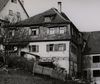 Bild vermutlich aus dem November 1933, rechts der Rohbau des im Zusammenhang mit dem Bau der Umgehungsstraße (heutige Johanniterstraße) abgerissenen und neu aufgebauten Hauses Nr. 29 (StadtA SHA FS 12220)