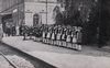 Empfang eines Sonderzugs der NS-Organisation „Kraft durch Freude“ durch den Kleinen Siedershof am Schwäbisch Haller Bahnhof. Aus einem Werbeprospekt von 1938 (StadtA Schwäb. Hall 42/0361)