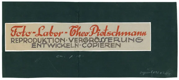 Entwurf für das Werbeschild eines im Haus untergebrachten Fotoateliers, 1950 (StadtA Schwäb. Hall 27/550)