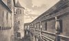 Außenwand der Alten Dekanei mit Turm und Wehrgang, Postkarte des Verlags Gebr. Metz, Tübingen, um 1910 (StadtA Schwäb. Hall PK 01587)