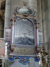 Das Epitaph des Handelsmanns Peter Firnhaber (1570-1620), eine Arbeit des Haller Künstlers Johann Schreyer, zeigt nicht nur Firnhaber selbst und seine Frau, sondern auch seine 120 Kinder und Enkel. Foto von 2007 (StadtA Schwäb. Hall DIG 00177)