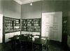Bibliothek der Heimvolkshochschule. Aus einem Fotoalbum der Heimvolkshochschule von etwa 1927, Fotograf nicht genannt (StadtA Schwäb. Hall S01/2171)