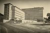 Das am Standort des Hofguts Frenz errichtete neue Verwaltungsgebäude der Bauparkasse, 1956. Foto: privat (StadtA Schwäb. Hall DIG 06490)