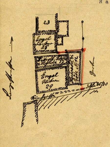 Skizze aus der Bauakte des benachbarten Hauses Kirchgasse 12 zu einem geplanten Anschluss dieses Anwesens an die Dole in der Kirchgasse, 1915 (StadtA Schwäb. Hall 27/455)