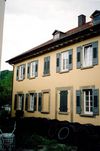 Teilansicht der nordwestlichen Längsseite vor dem Abbruch, September 1993. Foto: Baurechtsamt Schwäbisch Hall (StadtA Schwäb. Hall 27/572)