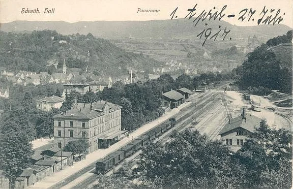 Bahnhof und Gleisanlagen auf einer Postkarte von 1917 (StadtA Schwäb. Hall PK 01953)