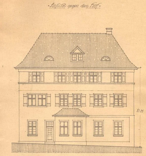 Nicht verwirktlichter Plan zur Aufstockung des Haupt- und Nebengebäudes, 1919: Straßenseite (Privatbesitz).