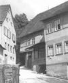Hinterer Teil des Wirtschaftsgebäudes (rechts) und Brauerei (links), 1930er Jahre (StadtA Schwäb. Hall FS 01018)