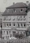 Ausschnitt aus einem Foto des „Feldgottesdiensts“ auf dem Marktplatz am 11. August 1914 zum Abmarsch des in Schwäbisch Hall aufgestellten III. Bataillon des Reserve-Infanterieregiments 121 in den Ersten Weltkrieg (StadtA Schwäb. Hall R65/02)