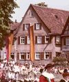 Während des Kuchen- und Brunnenfests 1969. Foto: Hans Kubach (StadtA SHA FS 01450a)