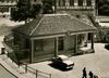 Bild aus den 1950er Jahren, nun als Sitz eines Friseurgeschäfts (StadtA SHA 46332)