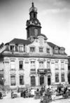 Rathaus mit Wochenmarkt, 1939 (StadtA Schwäb. Hall FS 00099b)