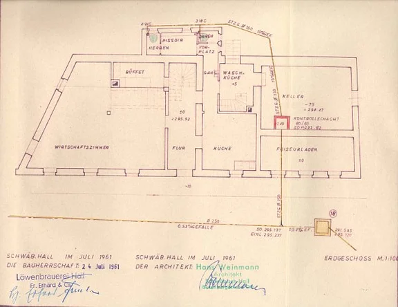 Grundriss des Erdgeschosses zwecks Anschluss an die Kanalisation, 1961. In der ehemaligen, vom Haus aus nicht zugänglichen Brunnenstube befand sich ein Friseurladen (StadtA Schwäb. Hall 27/367)
