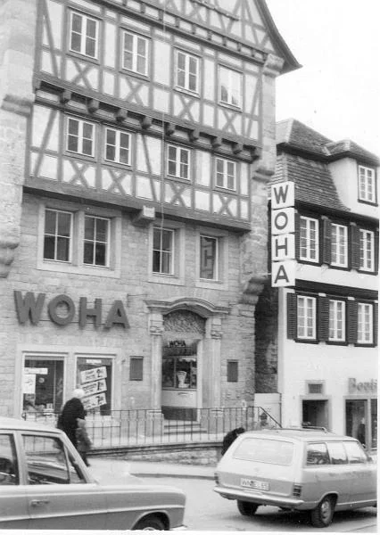 Im Dezember 1969 mit unerlaubten Werbeanlagen (StadtA SHA FS 00577b)