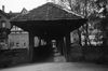 Blick durch den Steg. Undat., um 1928-1934. Fotograf unbekannt (StadtA Schwäb. Hall DIG 05901, Original: Ivo Lavetti / www.nostalgus.de, alle Rechte vorbehalten)