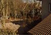 Blick auf den Spielplatz, kurz vor dem Abbruch, 1994. Foto: Baurechtsamt Schwäb. Hall (StadtA SHA DIG 03337)
