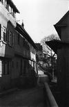 Teilansicht des Hauses (links). Undat., um 1928-1934. Fotograf unbekannt (StadtA Schwäb. Hall DIG 05938, Original: Ivo Lavetti / www.nostalgus.de, alle Rechte vorbehalten)