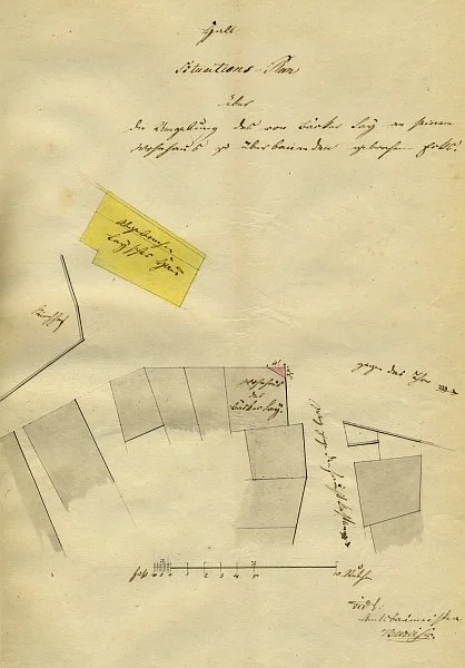 Lageplan vom 15.10.1851 zu einem Umbau des Hauses, bei dem die Hausecke abgeschrägt wurde. Gelb eingezeichnet ist die zu diesem Zeitpunkt bereits abgebrochene, ehemalige Wirtschaft zur „Rose“ hinter dem Chor der Michaelskirche, die zuvor ebenfalls der Witwe Lay gehört hatte (StadtA Schwäb. Hall  19/1090, S. 136b)