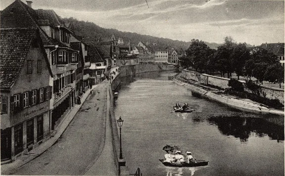 Postkarte um 1910-1920; das Haus ist hier am linken Rand zu sehen (StadtA Schwäb. Hall PK 03229)
