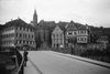 Blick aus Richtung Osten über die Brücke auf Weiler und Heimbacher Gasse. Undat., um 1928-1934. Fotograf unbekannt (StadtA Schwäb. Hall DIG 05896, Original: Ivo Lavetti / www.nostalgus.de, alle Rechte vorbehalten)