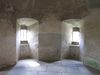 Vom Wehrgang aus zugänglicher Raum im Turm an der Kaplanei, Juni 2014. Foto: Daniel Stihler (StadtA SHA DIG 05467)