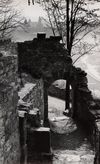 Blick von der Ruine Limpurg zur Comburg, 1982 oder früher. Foto:  Hans Kubach (StadtA Schwäb. Hall FS 15017)