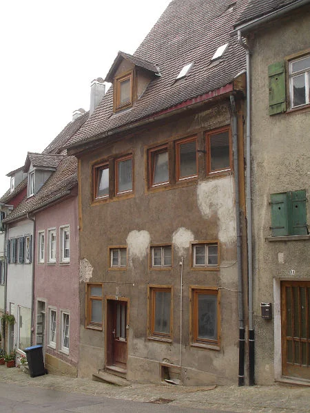 Nordfassade vor der Sanierung, Juni 2007. Foto: Daniel Stihler (StadtA Schwäb. Hall DIG 02339)