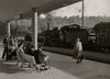 Blick vom Bahnsteig auf die Gleise, Oktober 1957 (StadtA Schwäb. Hall FS 27736)