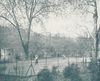 „Lawn-Tennis“-Feld beim heutigen Anlagencafe, links ist eines der Steintürmchen zu erkennen, 1910 oder früher. Aus: W. German: Führer durch Schwäbisch Hall und Umgebung, Schwäbisch Hall 1910 (2.Aufl.), S. 47
