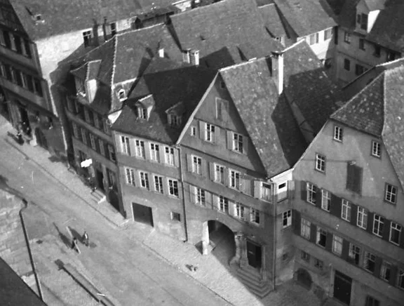 Blick vom Turm der Michaelskirche. Undat., um 1928-1934. Fotograf unbekannt (StadtA Schwäb. Hall DIG 05815, Original: Ivo Lavetti / www.nostalgus.de, alle Rechte vorbehalten)