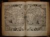 Anhangband der 1568 bis 1573 bei Christopher Plantin in Antwerpen gedruckten „Biblia Polyglotta“ mit Weltkarte des Benedictus Arias Montanus von 1571, in der Ratsbibliothek, März 2007. Foto: Daniel Stihler (StadtA Schwäb. Hall DIG 00317)