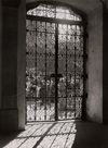 Gitter vor dem mittleren Portal, 1930er Jahre (StadtA Schwäb. Hall FS 15007)