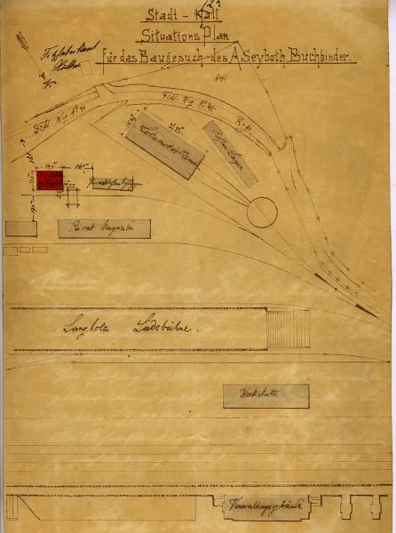 Plan eines Teils der Bahnhofsanlagen mit Drehscheibe und Lokomotivschuppen, erstellt für den Bau eines „Lumpenmagazins“ von August Seyboth, 1896  (StadtA Schwäb. Hall R71/0408)