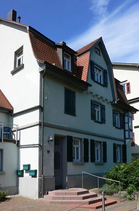 Südostansicht, Sommer 2007. Foto: Dietmar Hencke (StadtA SHA Server Häuserlexikon)