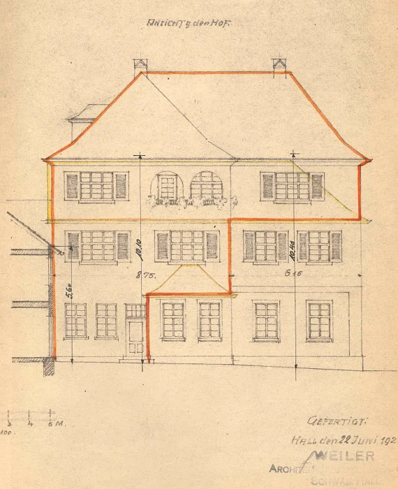 Aufstockung des Haupt- und Nebengebäudes, 1925: Hofseite (Privatbesitz).