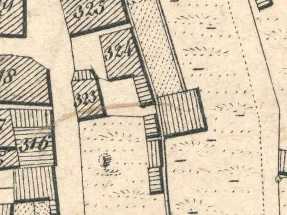 Ausschnitt aus dem Primärkataster  von 1827. Wie der Grundriss zeigt, standen der Turm und der nördlich anschließende Zwinger noch (StadtA SHA S13/0686)