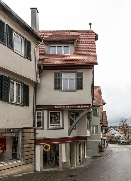 Seitenansicht aus der Bahnhofstraße, Februar 2018. Foto: Dietmar Hencke (StadtA Schwäb. Hall DIG 10592)