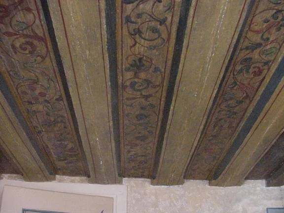 Bohlendecke von 1578 im 1. Obergeschoss . Foto: Albrecht Bedal (StadtA SHA Server Häuserlexikon)