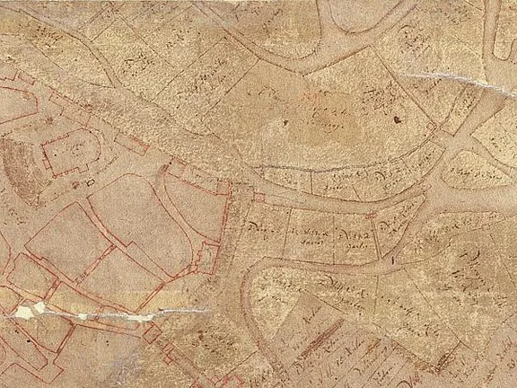 Ausschnitt aus der Schwäbisch Haller Flurkarte von 1710. Das Wachhäuschen ist trotz des schlechten Erhaltungszustands der Karte gegenüber dem äußeren Crailsheimer Tor gut zu erkennen (StadtA SHA 16/0040)