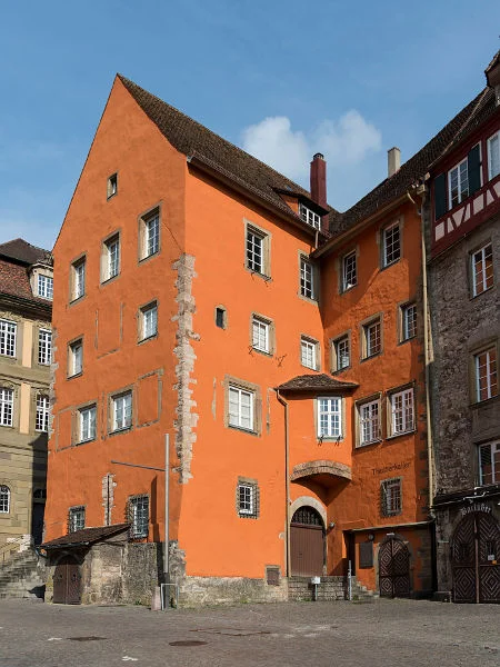 Westseite zum Hafenmarkt hin, Oktober 2016. Foto: Dietmar Hencke (StadtA Schwäb. Hall DIG 08351)