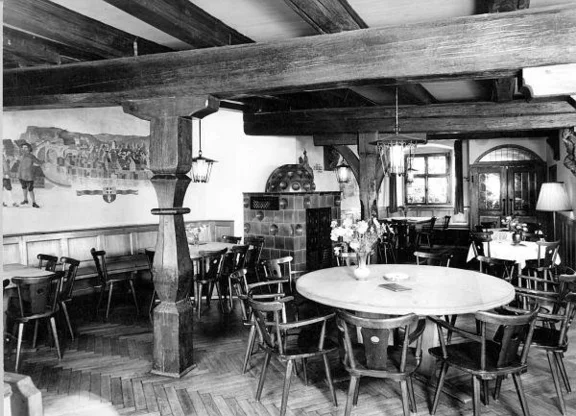 Innenansicht um 1965. Foto: Eberhard Weller (StadtA Schwäb. Hall  FS 00034)